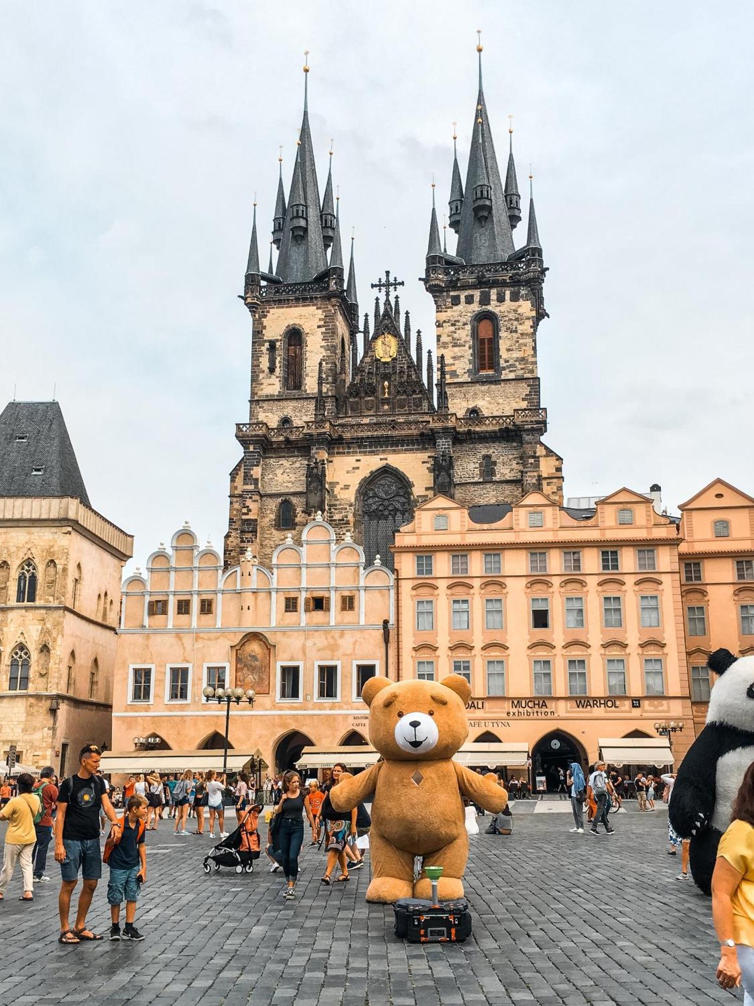 Cozy Homestay At Prague Main Station エクステリア 写真