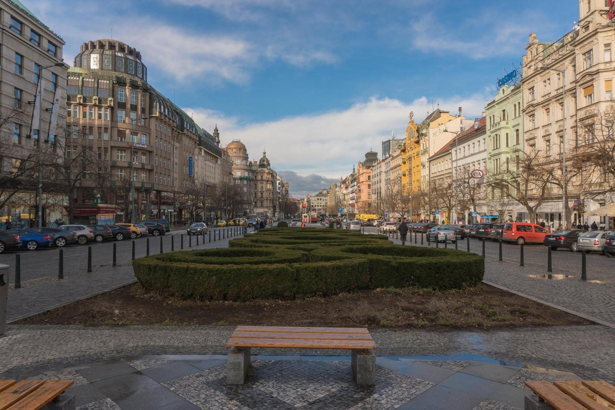 Cozy Homestay At Prague Main Station エクステリア 写真