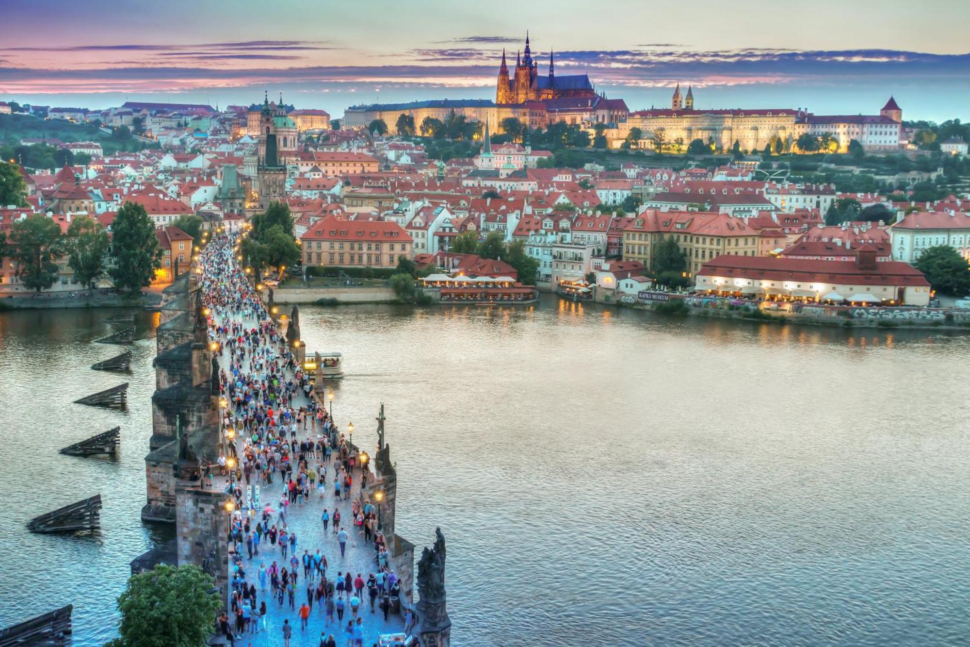 Cozy Homestay At Prague Main Station エクステリア 写真